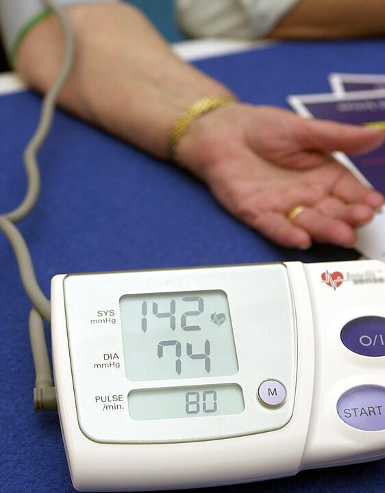 Pressure indicators characteristic of phase hypertension 1